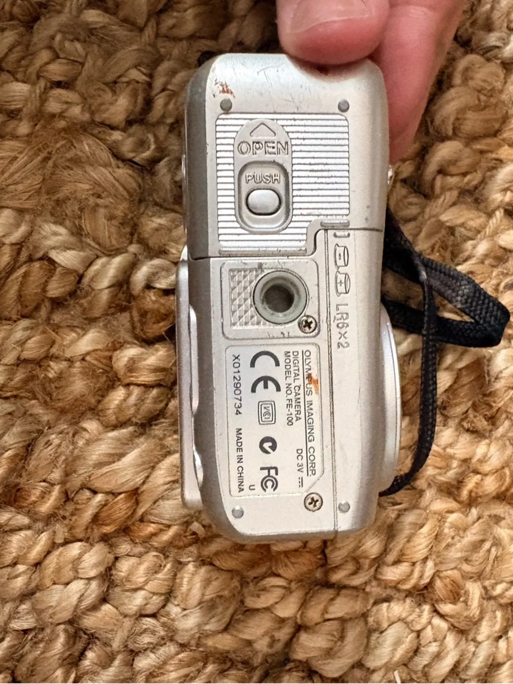 Olympus FE-100 Silver Compact Point-and-Shoot Camera